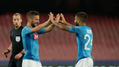 NAPOLI-FEYENOORD 3-1, le pagelle: i piccoletti calano il tris, a margine c'è il Reina-show