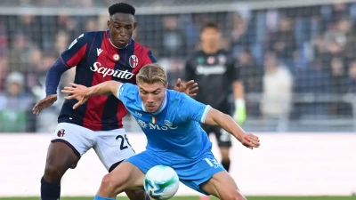 Napoli e Bologna, modelli di gestione virtuosa: il CorrSport sul calcio che funziona in Italia