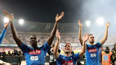 Footy Headlines - Napoli, possibile accordo con Adidas