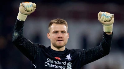 Mignolet, l'agente: "Il Napoli? Ne stiamo discutendo, merita un top club"