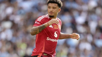 Juventus, affondo per Jadon Sancho: il Manchester United chiede 30 milioni, proposte Vlahovic e Douglas Luiz come contropartite