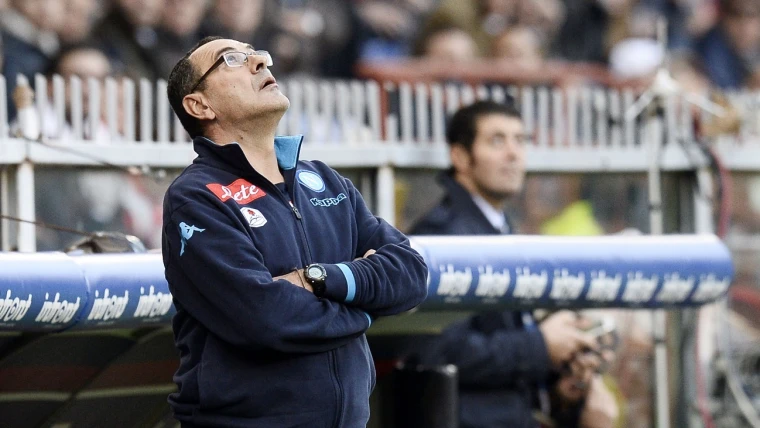 Lazio-Napoli, i convocati: torna Tonelli, tutti gli azzurri a disposizione di Sarri