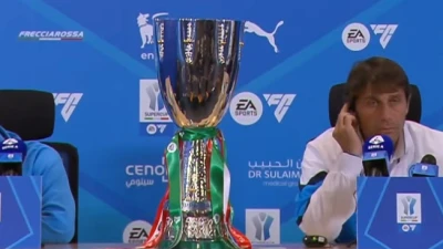 Napoli, Conte: "Italiano bravo, noi abbiamo la stessa fame." Politano: "Siamo forti dentro e fuori dal campo"