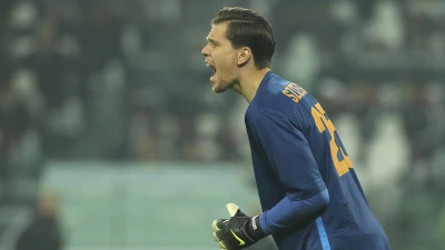 Szczesny: "Sarà una sfida interessante: il Napoli lotterà per fare risultato"