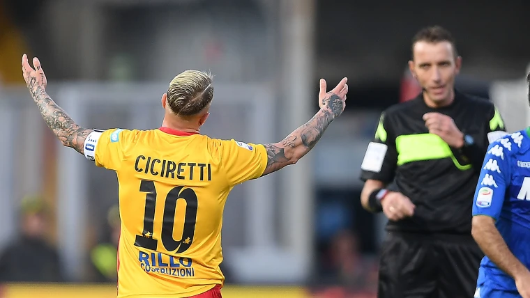 I tifosi del Benevento non la prendono bene: ecco cos'hanno fatto a Ciciretti!