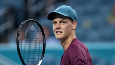 Sinner, sei storia: secondo Australian Open consecutivo e record di Slam per un italiano