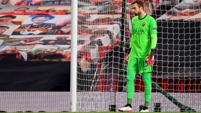 Roma, Pau Lopez out tre mesi: sabato intervento alla spalla, stagione finita
