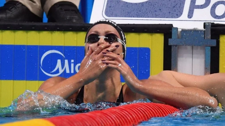 Federica Pellegrini è leggenda: oro nei 200 stile!