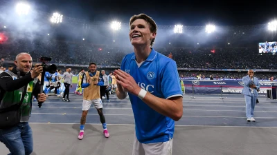 Napoli, McTominay svela la scossa di Conte: "Nell'intervallo ci ha urlato di essere aggressivi"