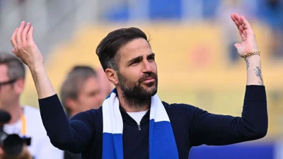 Como, Fabregas: “Gli allenamenti di Conte erano estenuanti. Paz, Dybala e Soulé hanno colpi unici. Italiano? Mi piace per il coraggio”