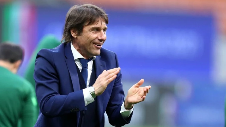 Napoli, Manna piomba su Gilmour: il pupillo di Conte al centro del mercato azzurro