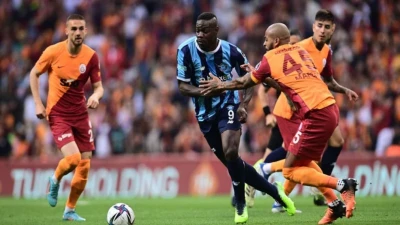 Genoa, il ds Ottolini: "Domani Balotelli indosserà la maglia rossoblù"