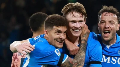 Napoli, cuore a metà: rimonta il Verona ma fallisce il sorpasso