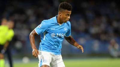 Napoli-Genoa, Neres pronto al rientro: Conte valuta il ritorno al 4-3-3
