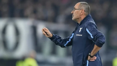 Calciomercato Lazio, Sarri può gioire: il nuovo centrocampista è a un passo