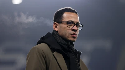 Chelsea, svolta in panchina: Liam Rosenior è il nuovo allenatore dei Blues fino al 2032