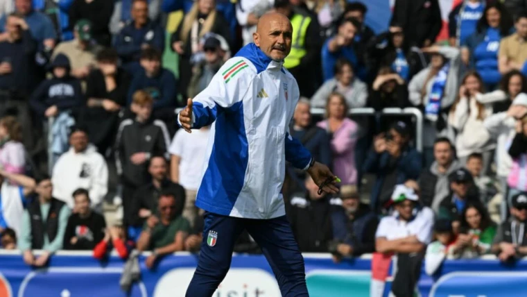Italia, Spalletti si scusa: "Devo essere il primo a cambiare, ho passato un'estate bruttissima"