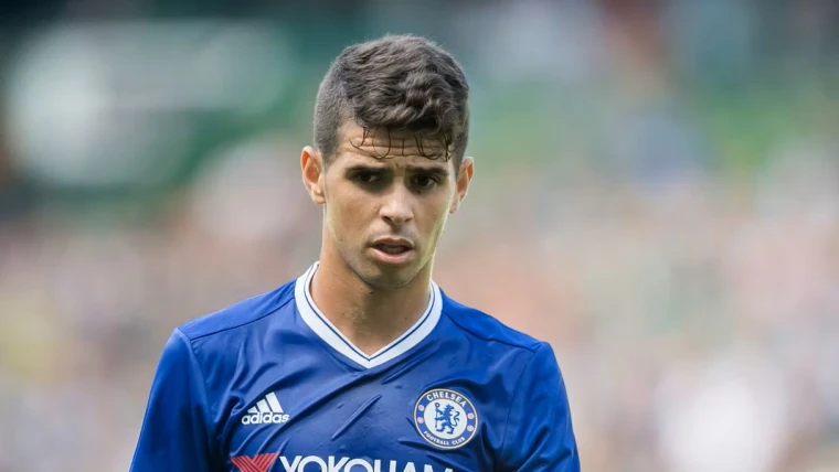 Oscar, paura in Brasile: malore durante i test atletici. L’ex Chelsea ricoverato per un problema cardiaco