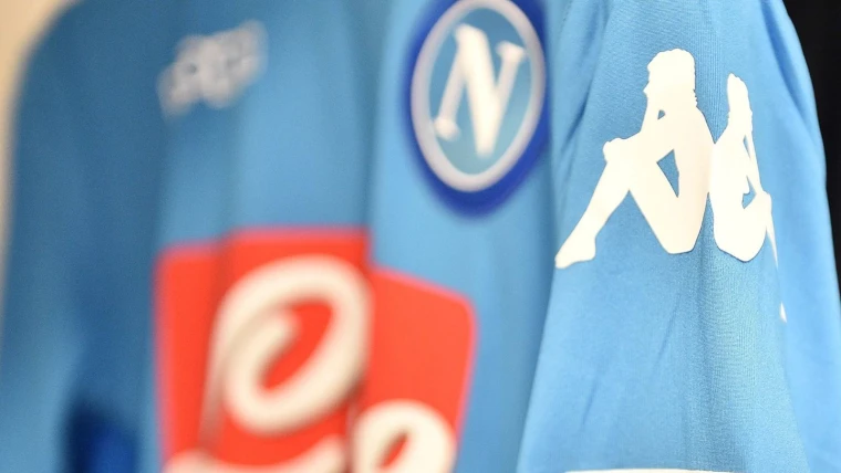 Astori, anche il Napoli in campo con una maglia celebrativa