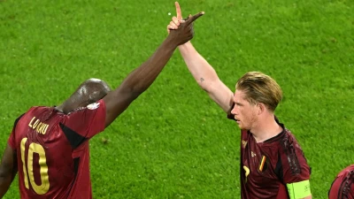 Napoli, Lukaku, la “pazza idea” di Conte: inserirlo in lista Champions per la trasferta col Benfica