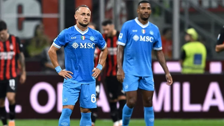 Napoli, azzurri tra emergenza e rotazioni: a Udine Conte cambia, con la Supercoppa già nel mirino