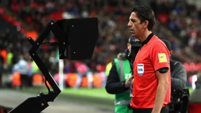 Champions, arriva il 'no' al VAR. La UEFA: "Non siamo convinti, occorre un regolamento chiaro e preciso"