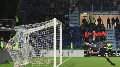 VIDEO - Mario Rui, ma se fai goal così...