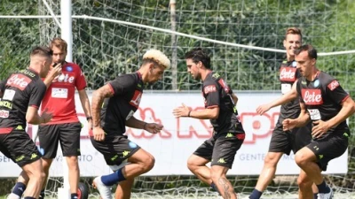 Castelvolturno, doppia seduta per gli azzurri aspettando il Milan