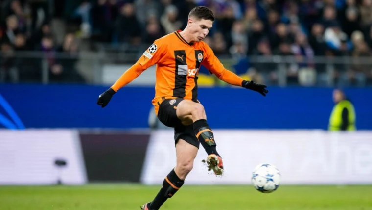 Napoli, De Laurentiis tenta l'affondo per Sudakov: la richiesta dello Shakhtar