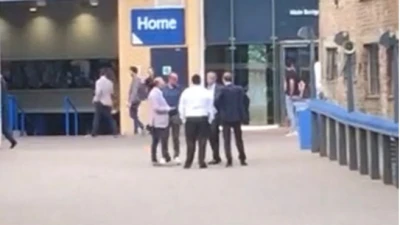FOTO - Sarri-Chelsea, c'è la firma a Stamford Bridge