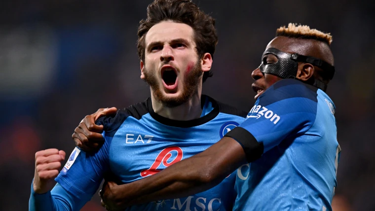 Napoli, De Laurentiis fa muro per trattenere Kvaratskhelia: il PSG sogna il doppio colpo