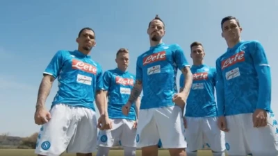 Nuove indiscrezioni sulla futura maglia del Napoli: Addio allo storico sponsor Lete