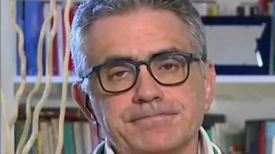 Coronavirus, Pregliasco: "Vaccino in arrivo? Bene, ma ci vorranno sei mesi o un anno per una copertura sistematica"