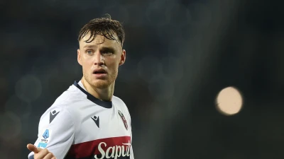 Manchester City-Napoli, Beukema a rischio forfait: emergenza in difesa per Conte
