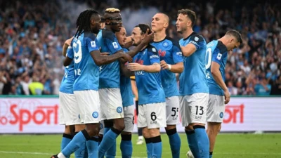 Agresti a Radio CRC: “Non è facile rafforzare il Napoli nell’11 titolare…”