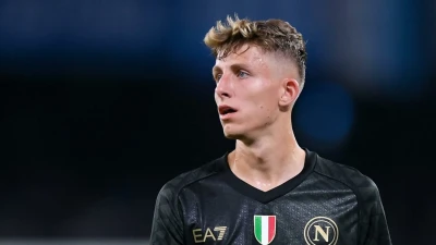 Everton, Lindstrom a segno all'esordio: punizione d'applausi per il danese