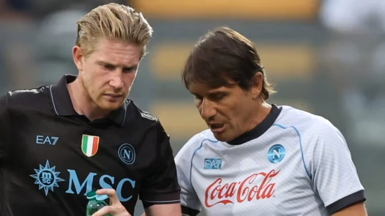 Napoli, De Bruyne operato ad Anversa: intervento perfettamente riuscito. Il dottor Maesschalck: “Domani inizia la riabilitazione”