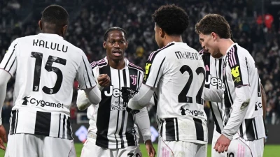 Così si fa dura. Pochi uomini, poche idee, Juve dominante: Spalletti si "vendica", Napoli in panne