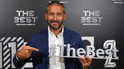 Campioni del Mondo 2006, Zambrotta e il mistero delle gambe storte: "Non ho più i menischi, ora mi opero"