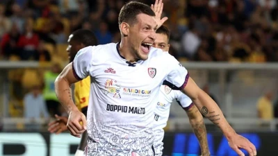 Cagliari, operazione riuscita per Andrea Belotti: stagione a rischio