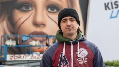 "Napoli Dream Team" al Maradona: Jorit inaugura il murale, “Serve valorizzazione più ampia”