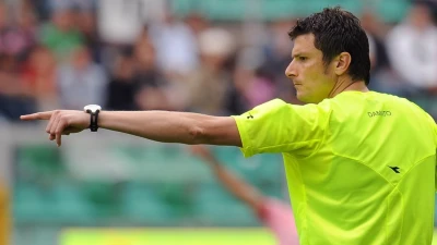 Sarri furioso con Damato, precedenti 'sconfortanti' dell'arbitro