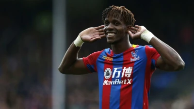 Daily Mail - Il Napoli invia scout in Inghilterra per visionare Zaha del Crystal Palace: c'è anche un prezzo