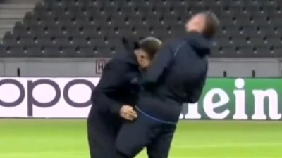 Napoli, Di Lorenzo e Gollini come Zidane-Materazzi a Berlino 2006. La scena esilarante
