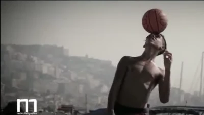 VIDEO - Il Napoli, la passione che non conosce distrazioni...