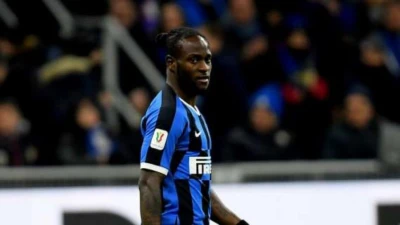 Inter, si fa male Moses: il nigeriano salta il Napoli