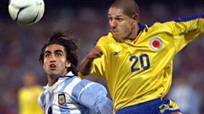 AZZURRO SBIADITO - Claudio Husain, "El Turco" napoletano