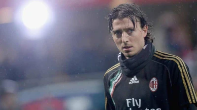 L'agente di Montolivo ribadisce: "L'addio al calcio di Riccardo è definitivo"