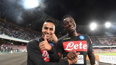 FOTO - Diawara si complimenta con Ounas: "Ben fatto fratello mio"