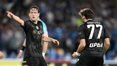 Napoli, Zielinski dice sì, l'Inter prepara lo sbarco a giugno: i dettagli dell'accordo
